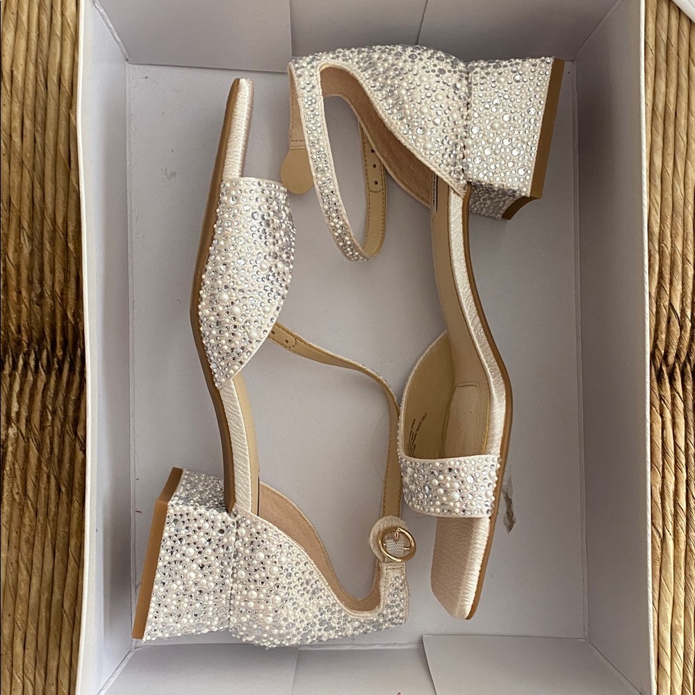 Alex Marie Belami Pearl Square Toe Dress Sandals Size 8.5 - Picture 6 of 7